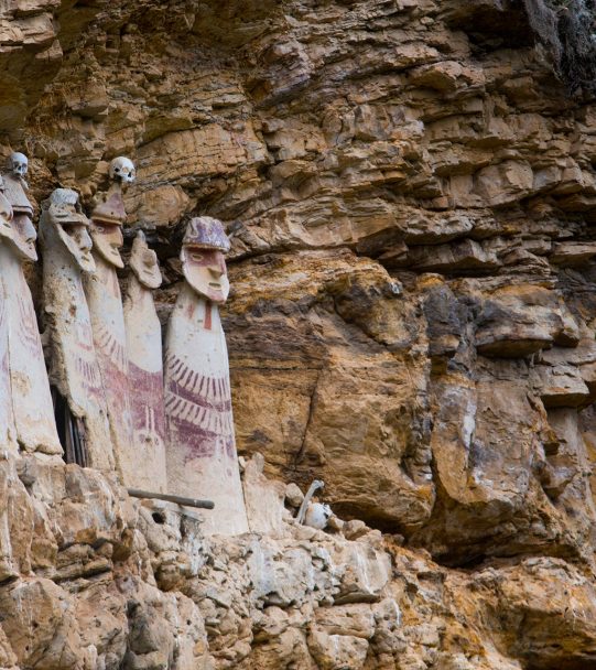 Complejo arqueológico de Karajía - PROMPERÚ